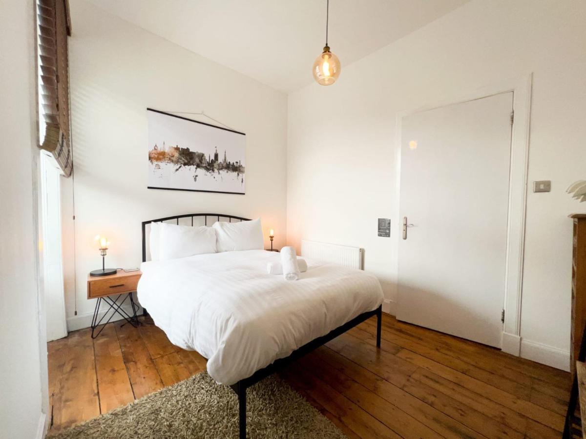Bohemian 1Br Flat In Abbeyhill Apartment เอดินบะระ ภายนอก รูปภาพ