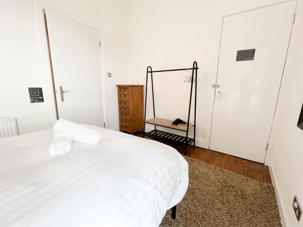 Bohemian 1Br Flat In Abbeyhill Apartment เอดินบะระ ภายนอก รูปภาพ